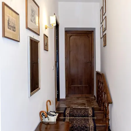 Dimora Quattro Cantoni - Rione Monti Apartment Rome